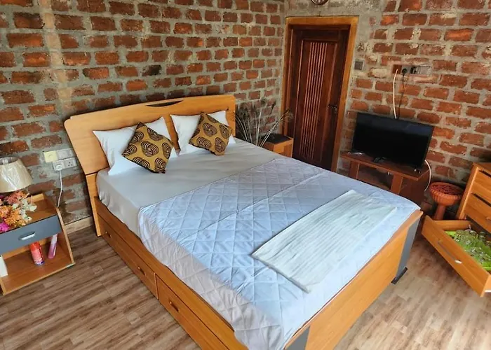 Roo Hills Sea View Chalet